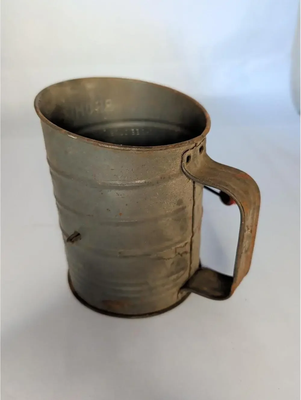 Vintage BROMWELL Flour Sifter Strainer Kitchen Utensil Wood Handle‎ 3 Cups